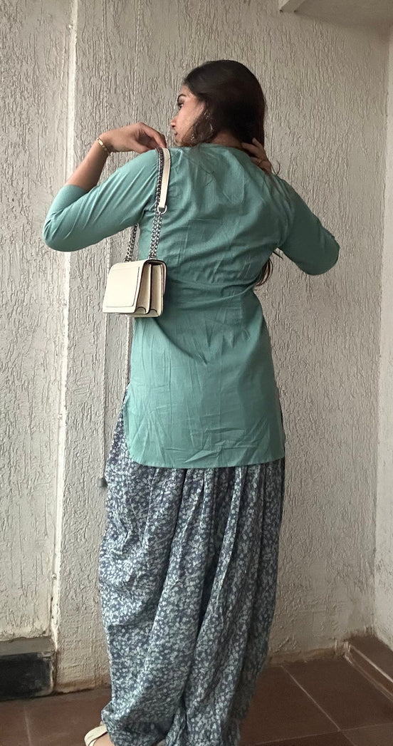 Green Grace Aari Embroidered Cotton Kurta Set